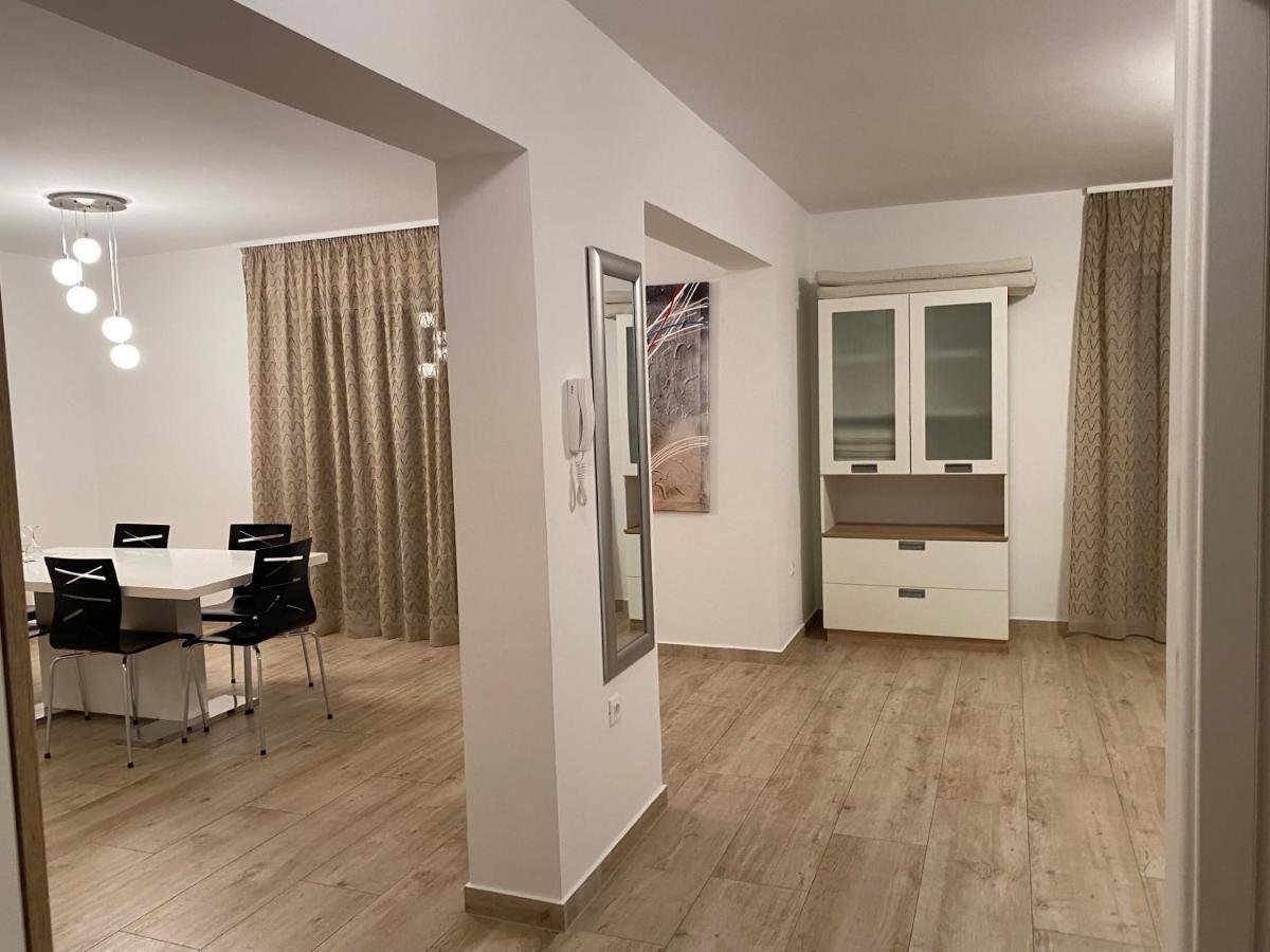 Apartments Carpe Diem Примоштен Экстерьер фото