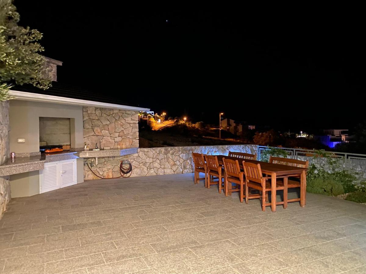 Apartments Carpe Diem Примоштен Экстерьер фото