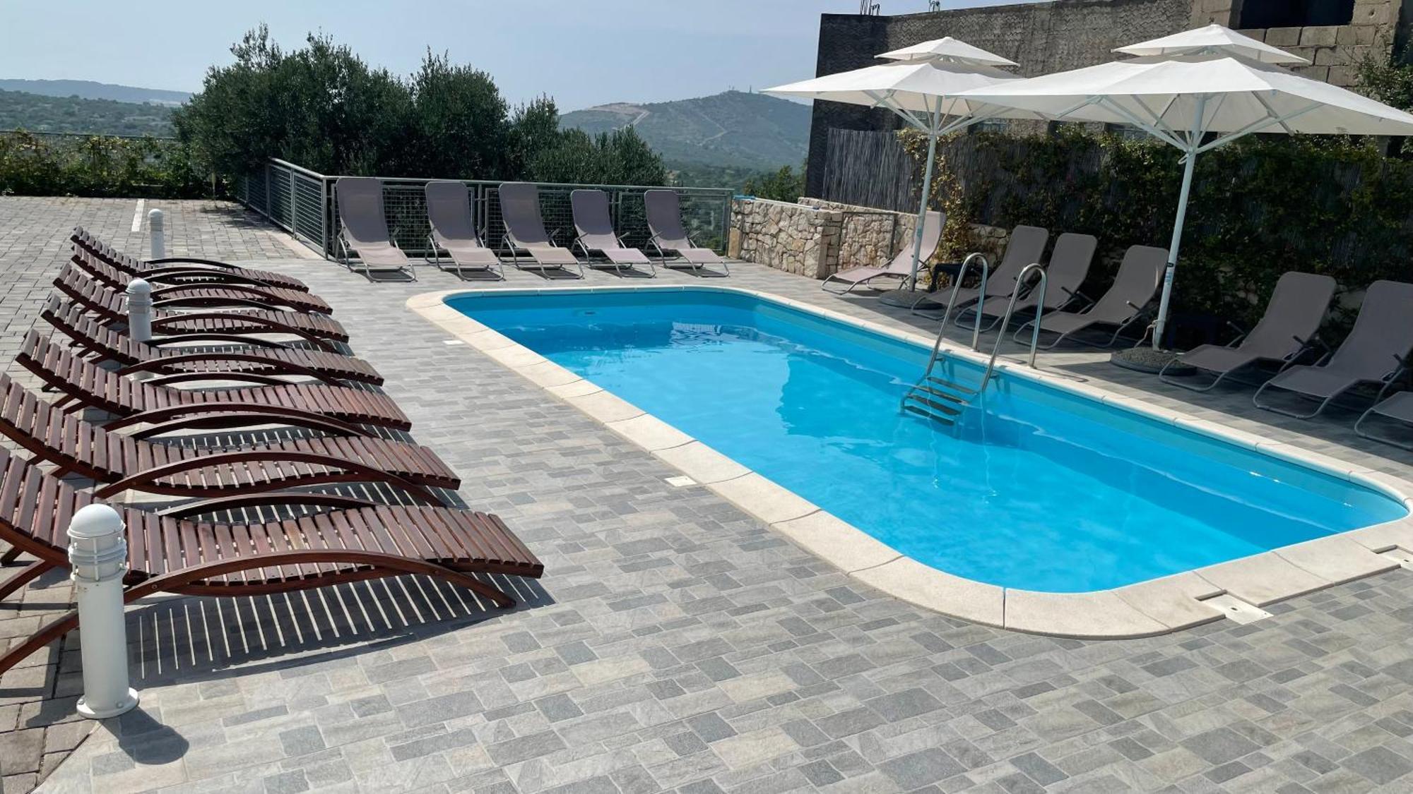 Apartments Carpe Diem Примоштен Экстерьер фото